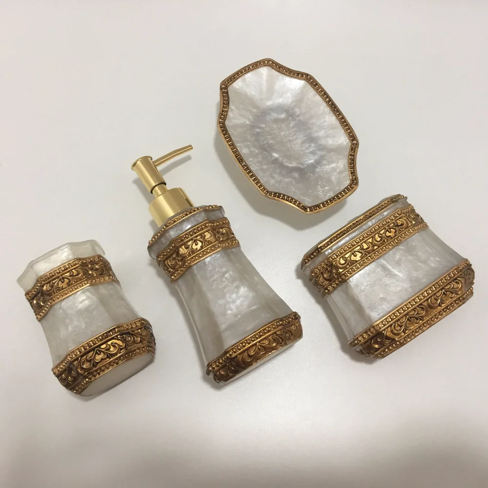 581D564A4C35004E66BC57B9723055D4