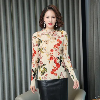 

High Quality Women Autumn Cashmere Vintage Floral Sweater Elegant Middle Aged Mother Wool Sweater Pullover