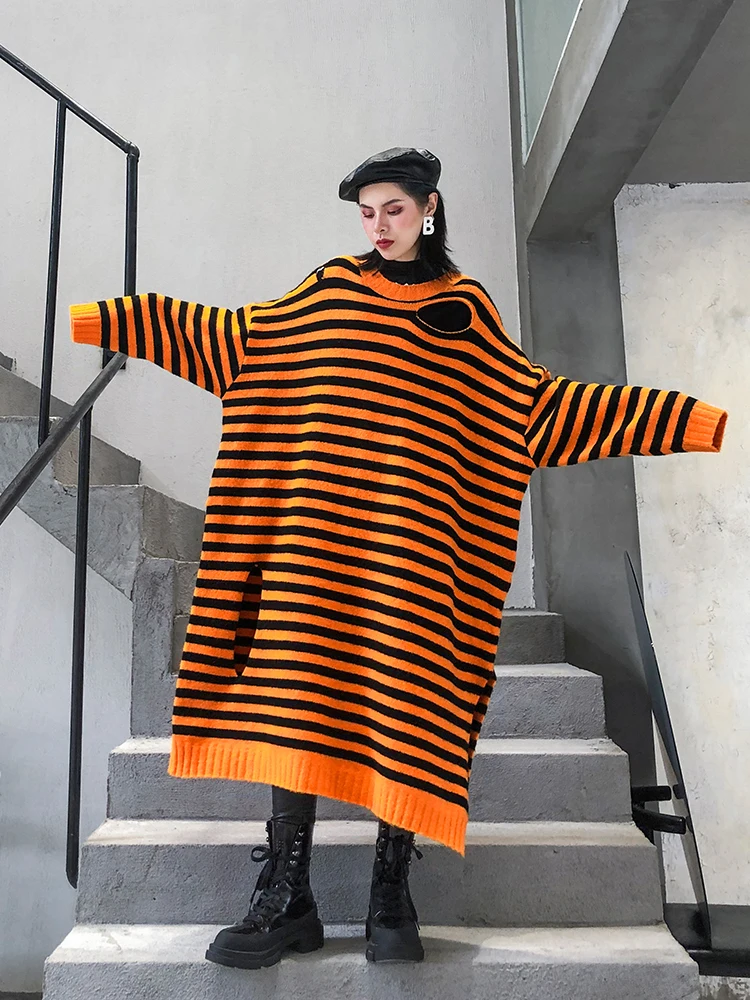 SuperAen Long Pullovers Sweater Female New Autumn and Winter Style Loose Pluz Size Striped Hole Ladies Sweater