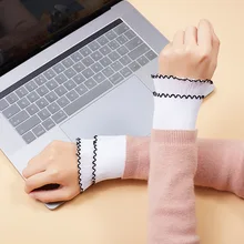 1 Pair Vintage Women Girls Fake Flared Sleeves Pleated Detachable Sleeve Fake Cuffs Sweater Decorative Female False Cuffs