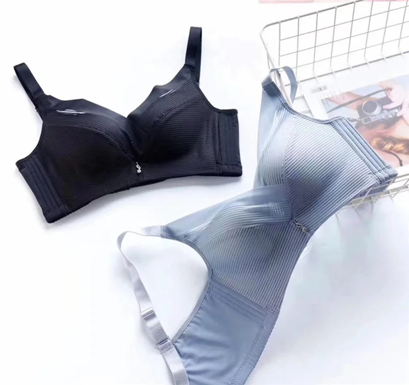 11465844542_1904887997