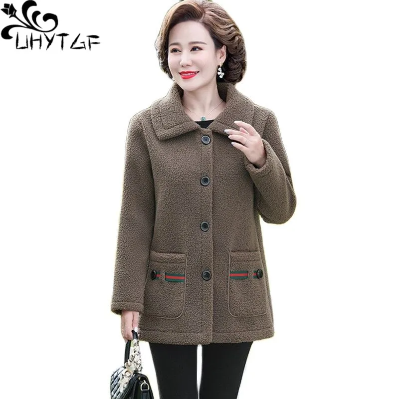 

UHYTGF Winter Coat For Women Sheep Shearing Casual Warm Autumn Jacket Lambswool Middle-Aged Elderly Mom Loose Size Outewear 2332