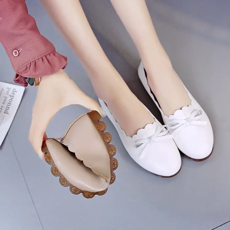 

Flat WOMEN'S Leather Shoes Going to Work Comfortable Anti-slip Versatile Lazy Slip-on Tods Casual Shoes Women's Korean-style Loa