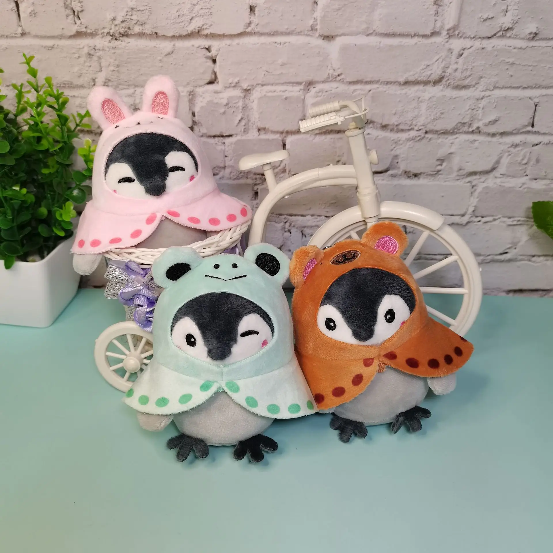 

WANGAIYAO new creative Japanese positive energy penguin plush doll pendant school bag pendant doll pendant keychain ins penguin