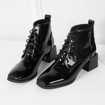 

2019 autumn new high-heeled boots women fashion simple solid color square toe thickness with comfortable casual Martin boots