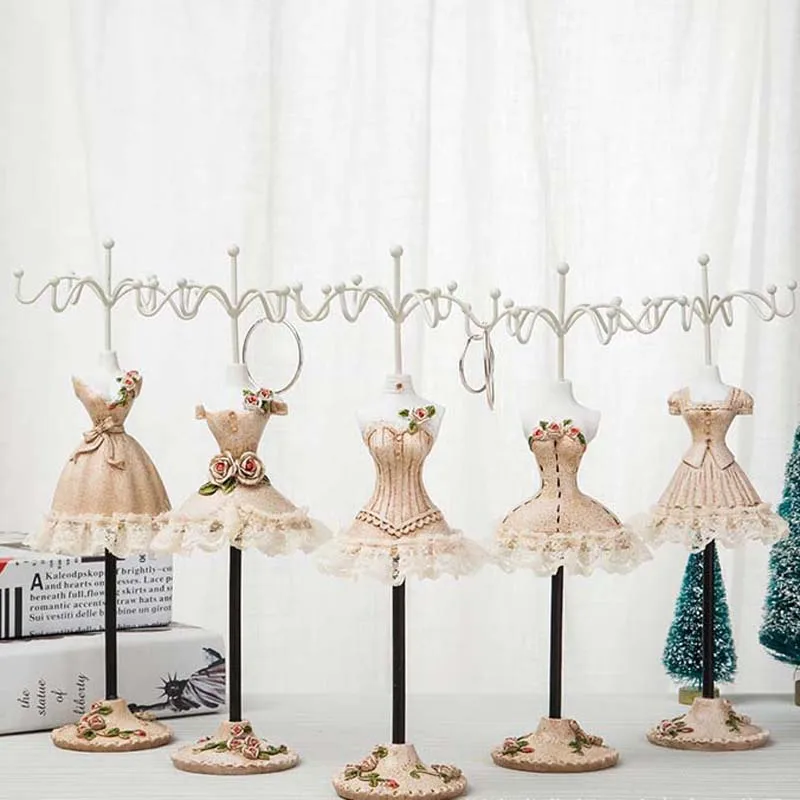 

Jewelry Holder Earrings Display Stand Storage Rack Home Decor Creative Model Props Necklace Ring Hanger Resin Decoration Crafts