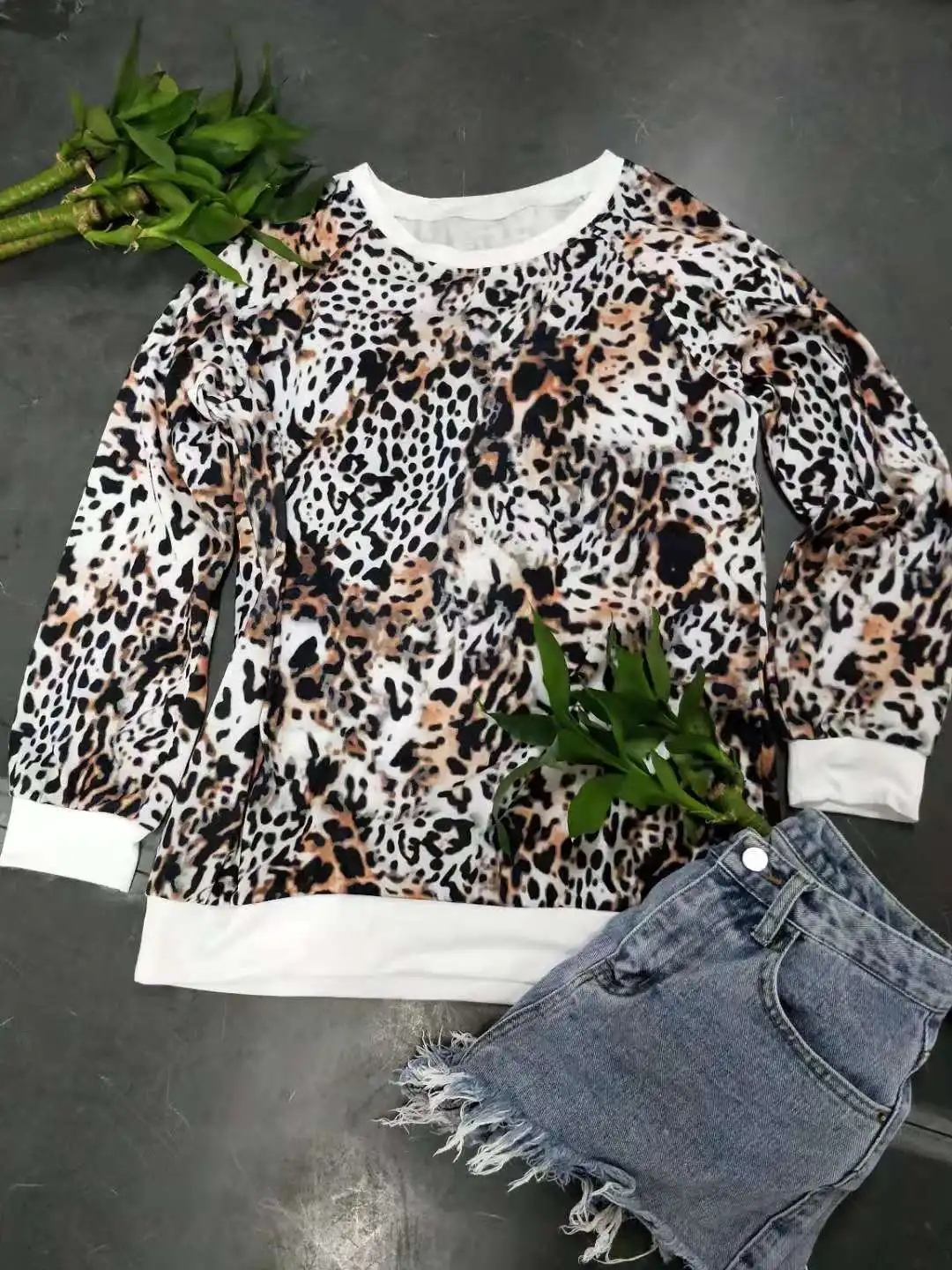 Leopard Print Bikitique винтажная леопардовая футболка с круглым вырезом и длинными рукавами, Женский пуловер, Модный женский топ, Повседневная футболка для свиданий, новинка, футболка - Цвет: Leopard Print
