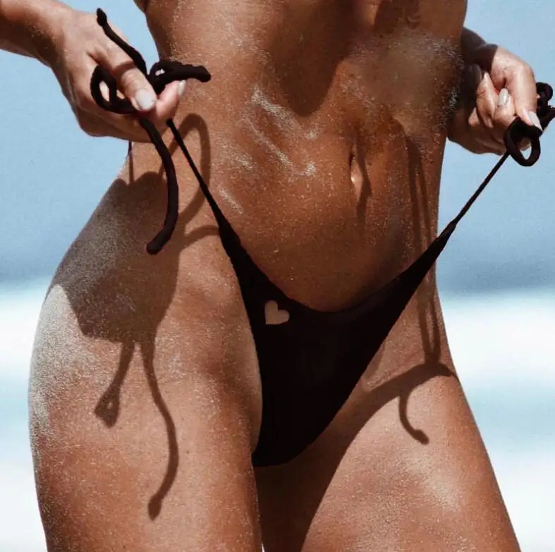 Женская сексуальная пляжная одежда с дырками в форме сердца, купальный костюм, купальный костюм с t-образной спинкой, стринги, бразильское нижнее белье, трусики бикини