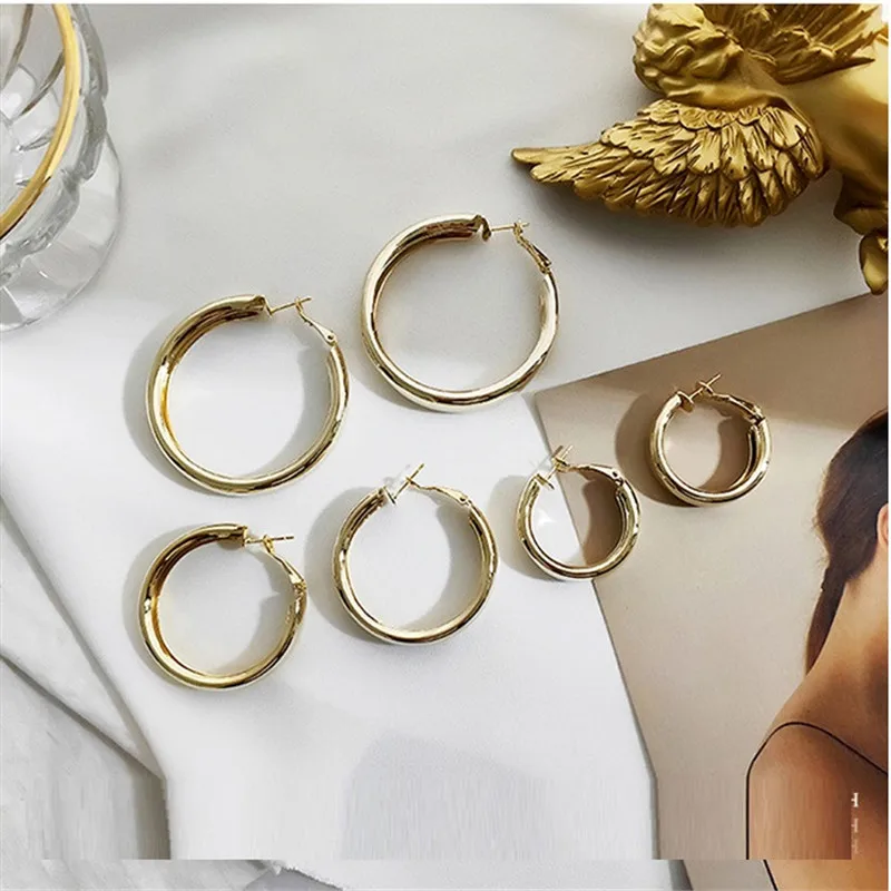 AOMU Корейский минималистский полые мульти Размеры круглые серьги-кольца для женщин Подарки женщине на день рождения Свадебная вечеринка кулон