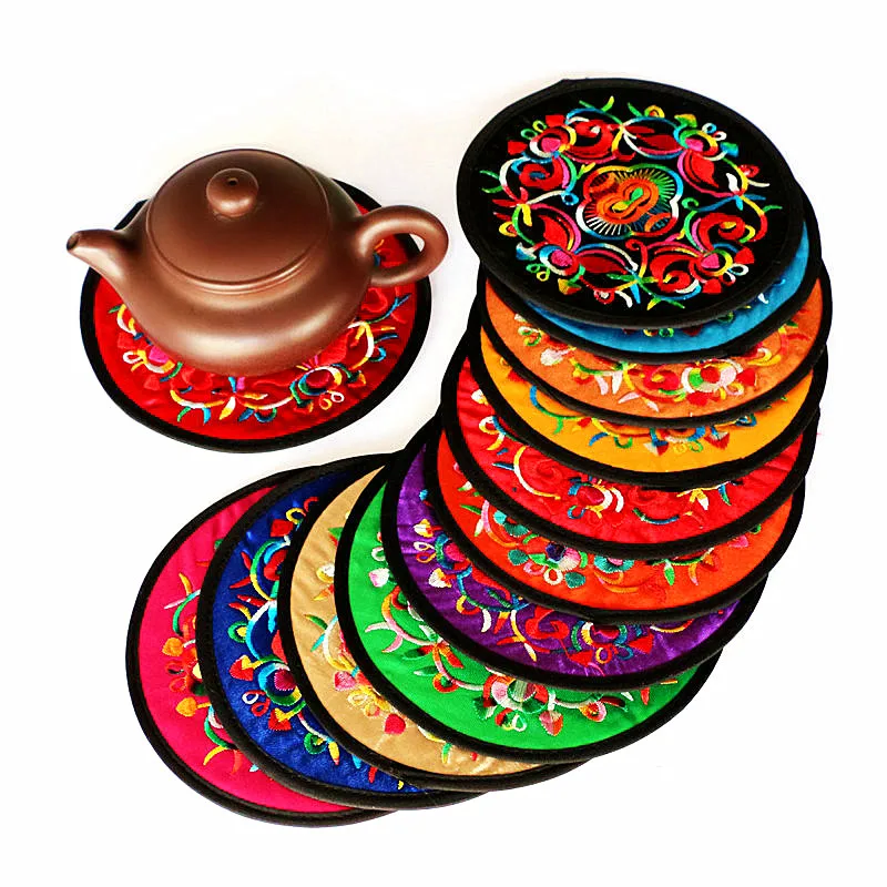 

1Pcs High Quality Round Chinese Ethnic Style Embroidery Cloth Art Table Mat Tea Cup Coffee Mug Tableware Mats Home Decor
