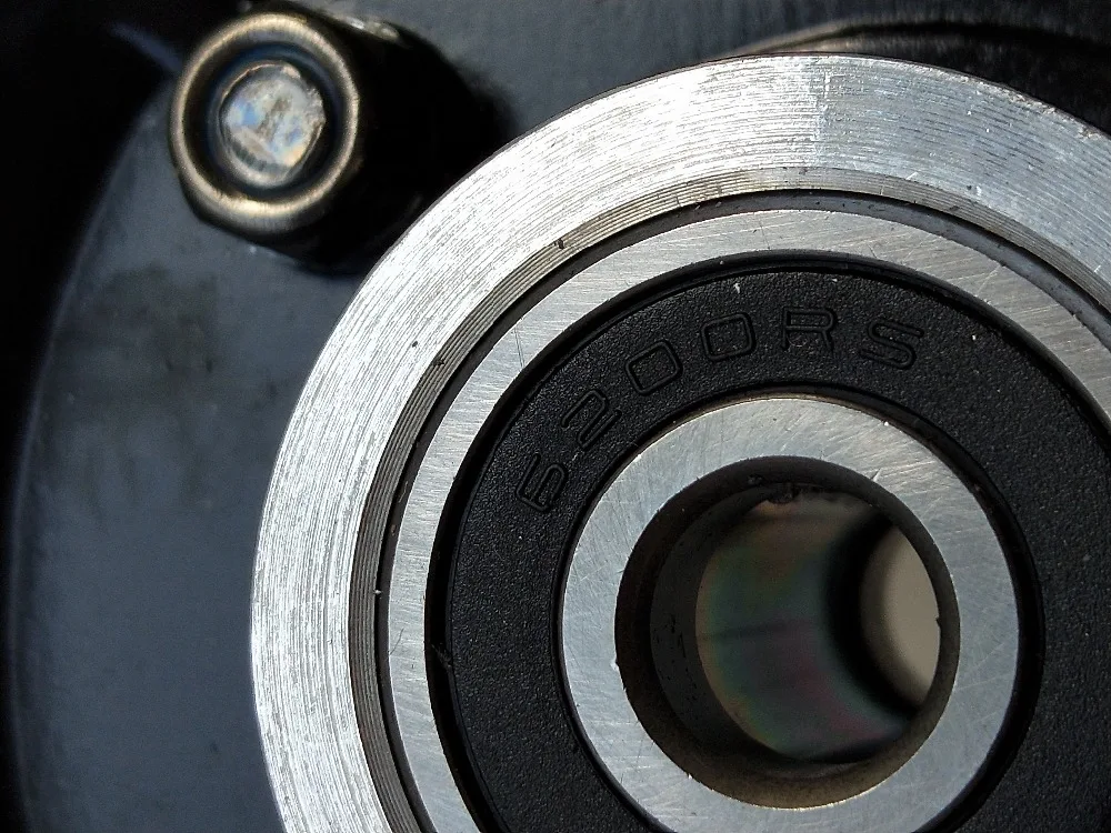 Пневматическая шина для электромобиля колеса из алюминиевого сплава