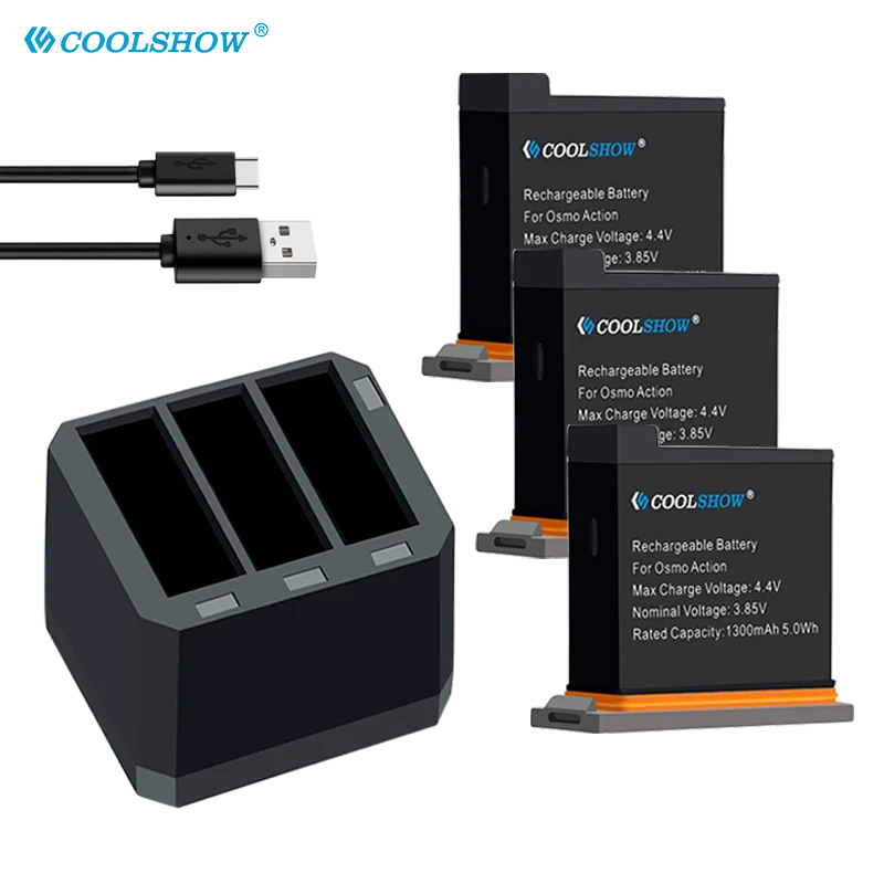 Lot complet avec caméra action 360° 4K ultra HD, chargeur et batteries supplémentaires disposés sur fond blanc.