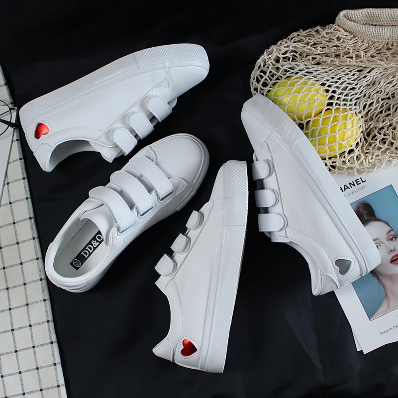 

Woman Leather Shoes 2019 Spring New Fashion Shoes Girls Casual High Platform PU Leather Heart Women White Sneakers Hook Loop