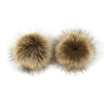 

2pc/lot 10cm DIY Acrylic Faux Raccoon Fur Pompom Hairball Pom Pom for Women Kids Beanie Hats Caps Fox Ball With Elastic/Button