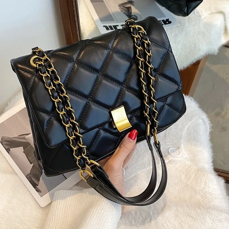 

High-quality Korean version of the diamond chain handbags 2020 new ladies brand designer all-match shoulder messenger handbags