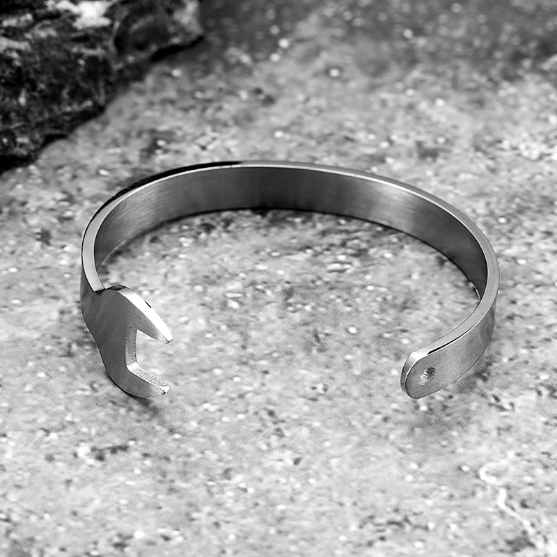 Trend Punk Biker Wrench Tools Bangles Vintage Stainless Steel Wrench Mechanic Spanner Bracelet Men Wristband Cuff Bracelets 2021 5