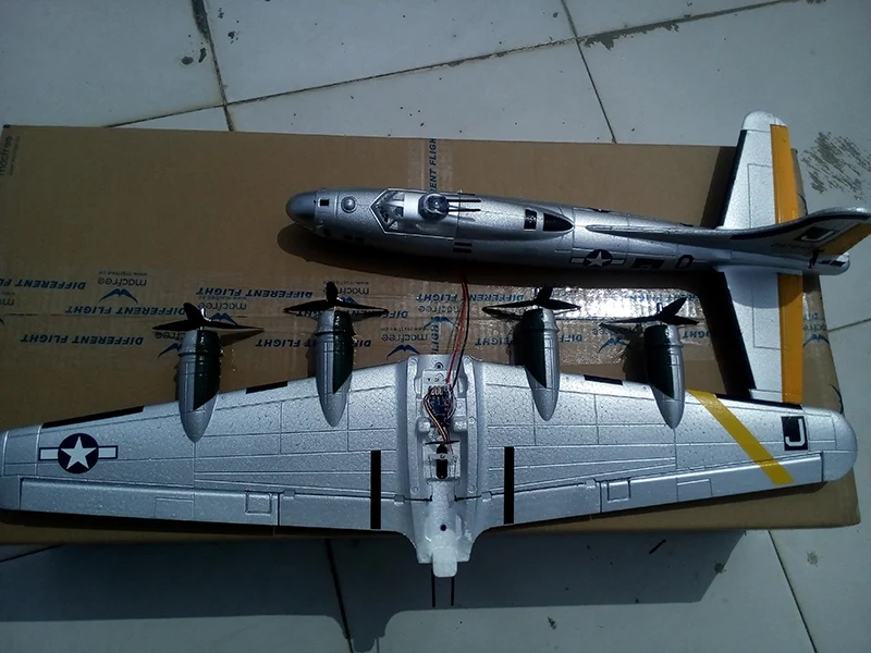 Версия RTF 6 каналов RC самолет B-17 летающая крепость с 6-осевым высокоточным гироскопом