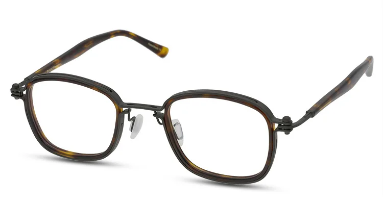 13197643420_1550687398