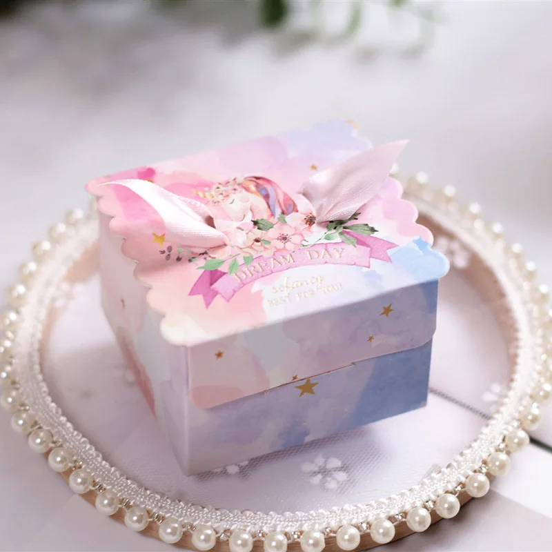 

5pcs Unicorn Paper Gift Bags Square Candy Box Unicorn Party Baby Shower Wedding Birthday Dragee Box with Ribbon Party Supplies