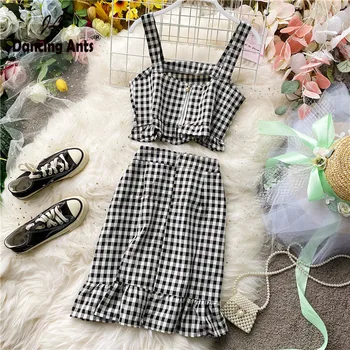 

Women Sets Halter Square Collar Crop Tops + High Waist Ruffles Sexy Skirts 2 Piece Suits Female Vintage Plaid Sets 2020 Summer