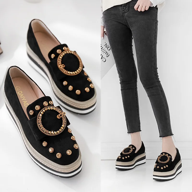 

Autumn New Style Man-made Diamond Stripes Thick Bottomed Platform Shoes Women's round-Toe Metal Buckle Slanted Heel Shoes Extra