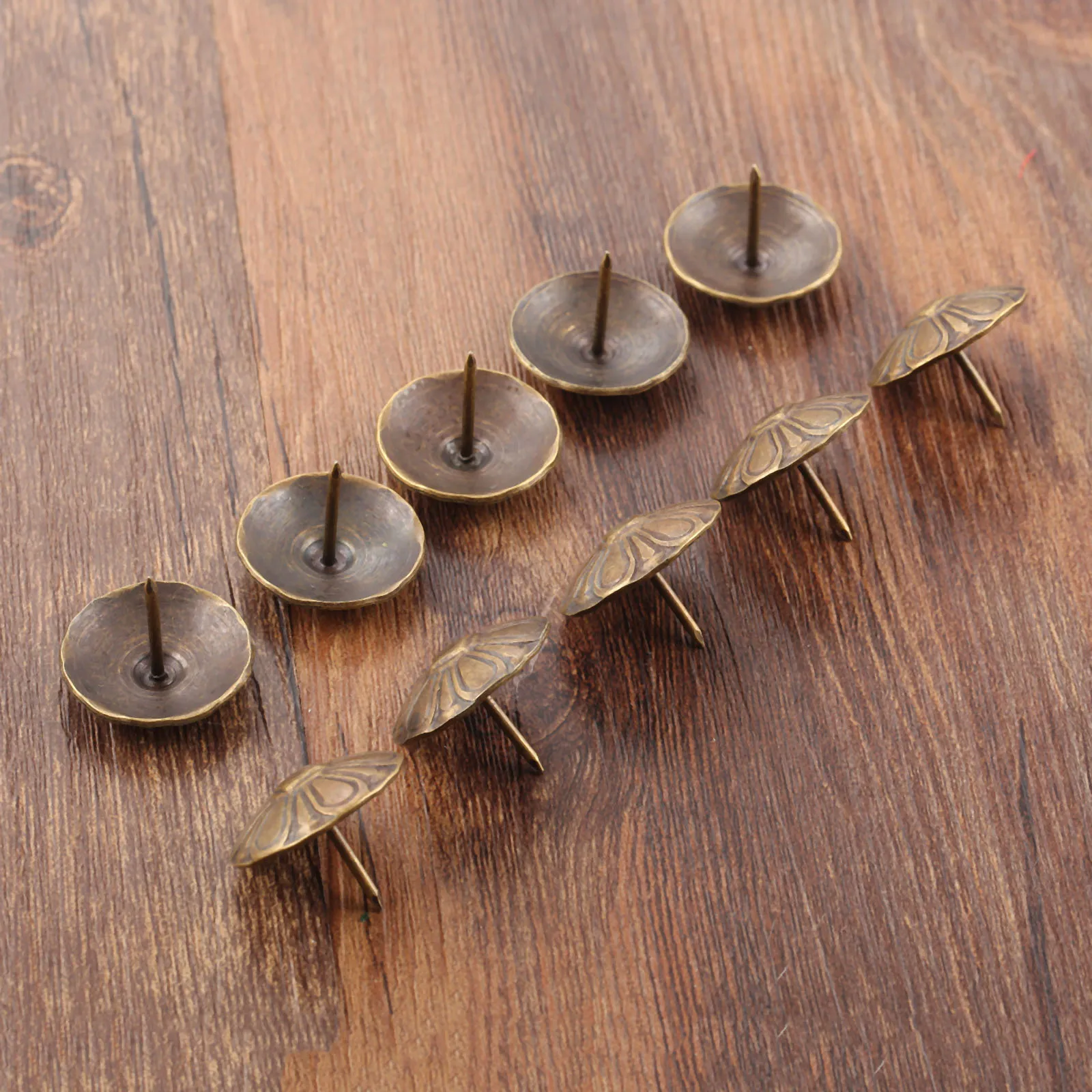 10Pcs/lot 23x19mm Vintage Flower Upholstery Nails Iron Tacks Decor Jewelry Gift Box Sofa Stud Pushpins Doornail Antique Bronze