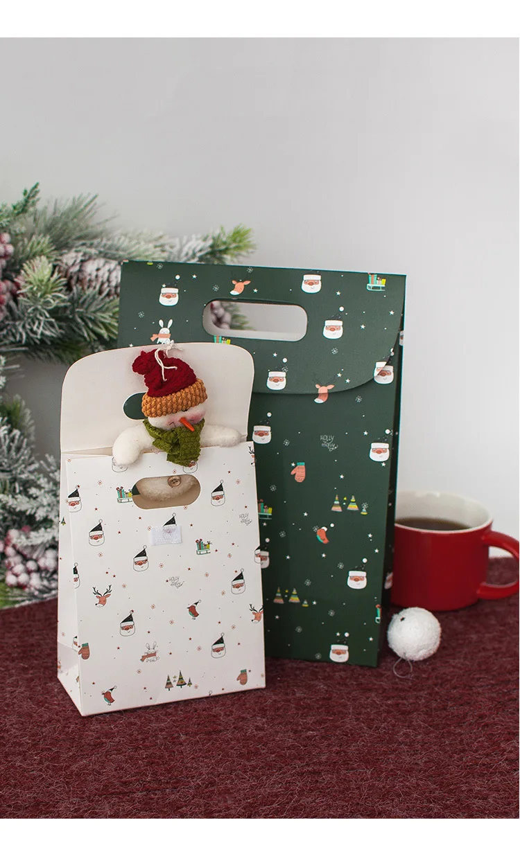 2pcs Christmas Reusable Paper Gift Bags Christmas Santa clause handbag Packaging Paper color boxes For Gifts Xmas Party Favor