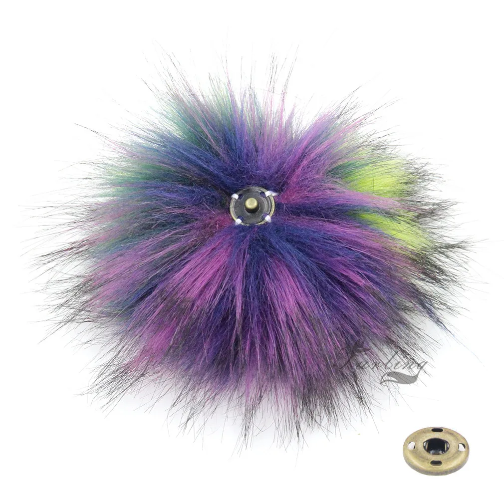Multicolor 1 шт. искусственный мех енота Pom poms 14 см/5,5 дюймов с пресс заклепки для шапочки шапки аксессуары - Цвет: Multicolor