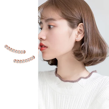 

Mocanie Classic 925 Sterling Silver Stackable Round Zirconia Stud Earring for Women Korea Style Geometric Earring Fine Jewelry