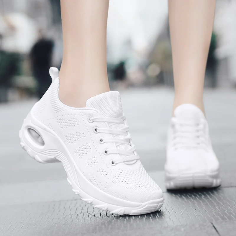 

2019 New Women Casual Shoes Women Sport Shoes Female Brand Sneakers Woman Running Shoes Breathable Antislip Light Flats JW1918