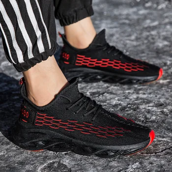 

Knitted Sports Coconut Shoes Trend Fashion Casual Men's Shoes