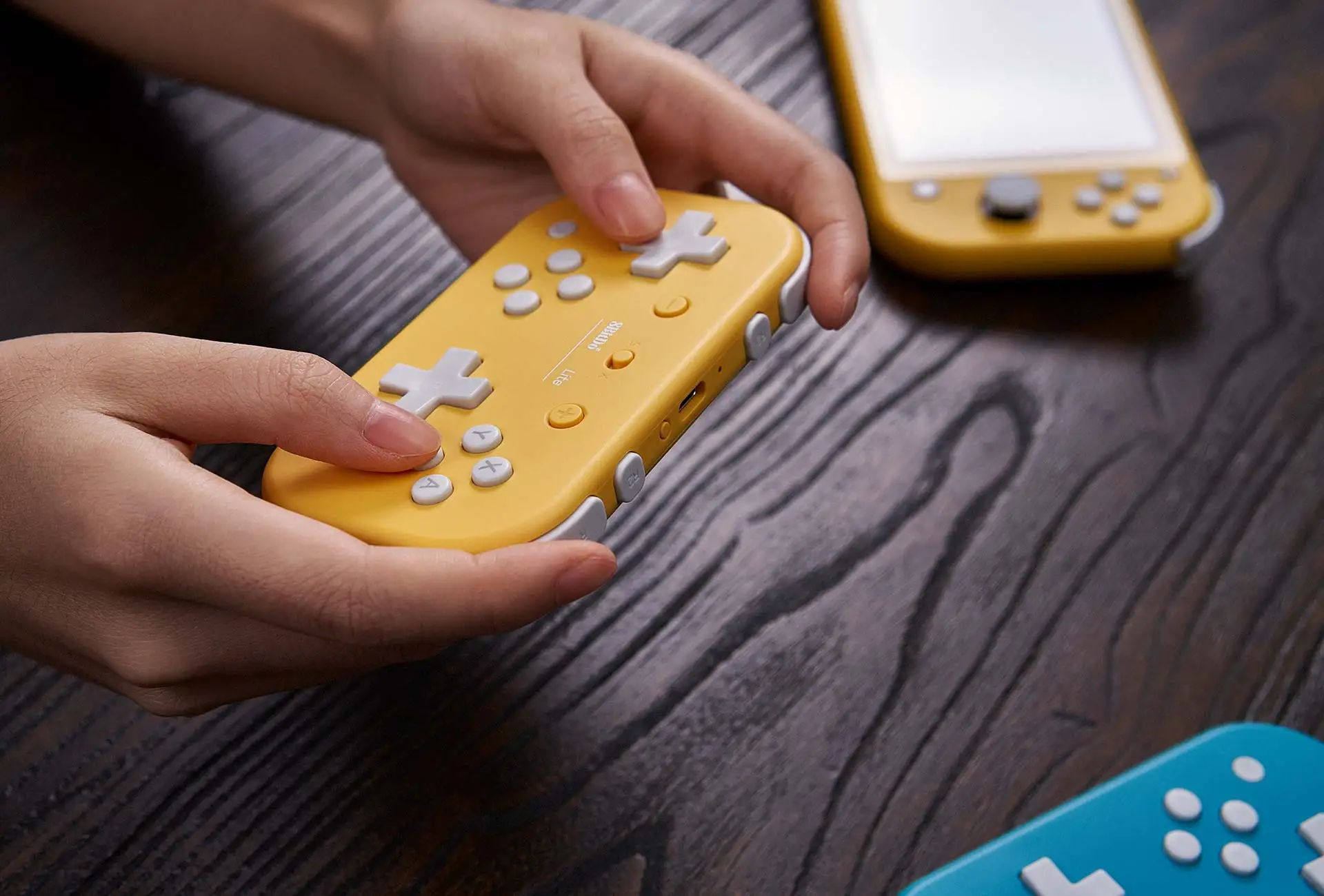 ٵ ġ  е,  ο Ű , 8BitDo Ʈ