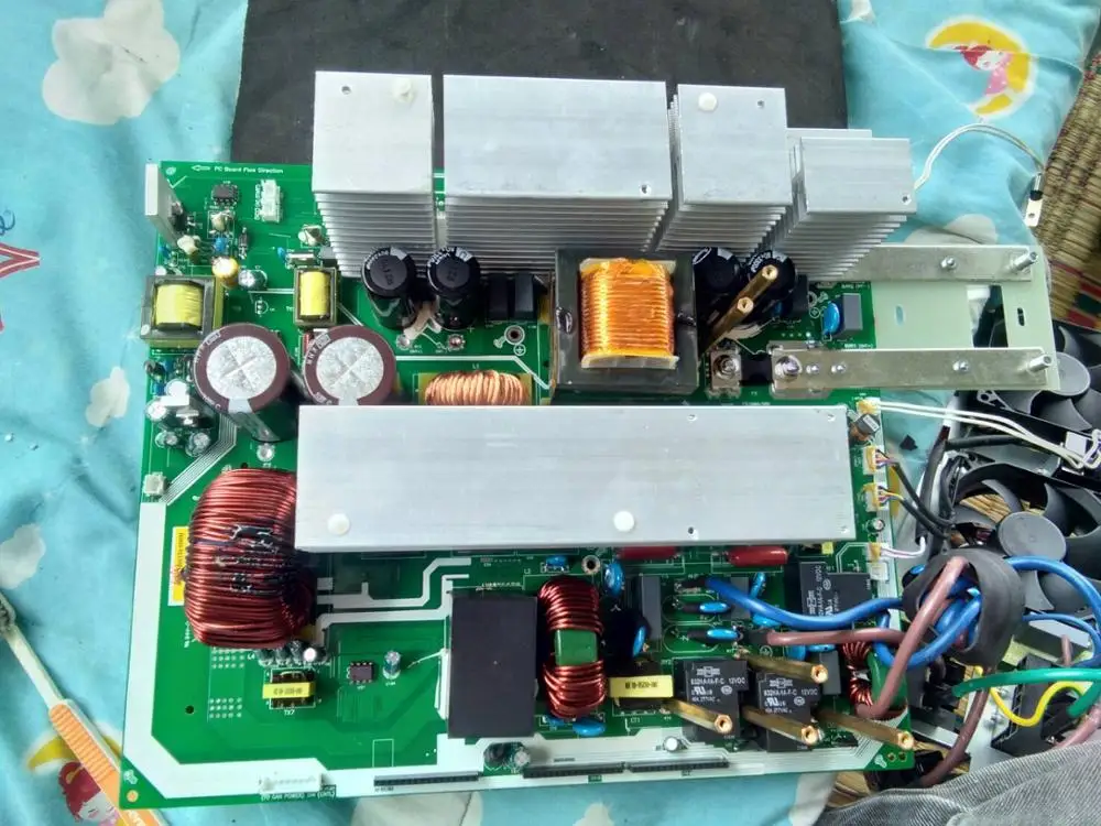 

A mother board/power board for PS-5KVA 48Vdc to 230Vac,50/60HZ Solar Hybrid Inverter inverter to repair power board