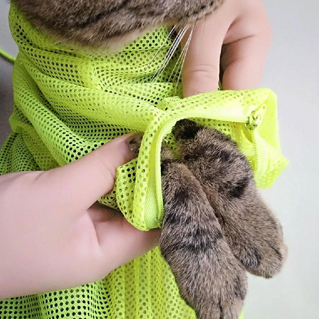 Mesh Cat Grooming Bath Bag Cats Adjustable Washing Bags For Pet Bathing Nail Trimming Injecting Anti Scratch Bite Restraint