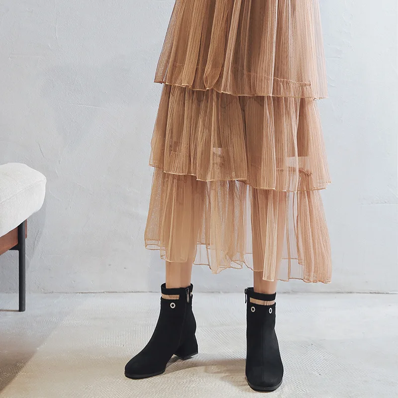 

W Red Man High Heel Boots Women's Spring And Autumn Single Boots Chunky Heel British Style INS Online Celebrity Thin Boots Women