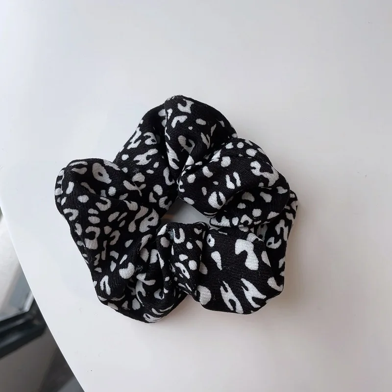Leopard black