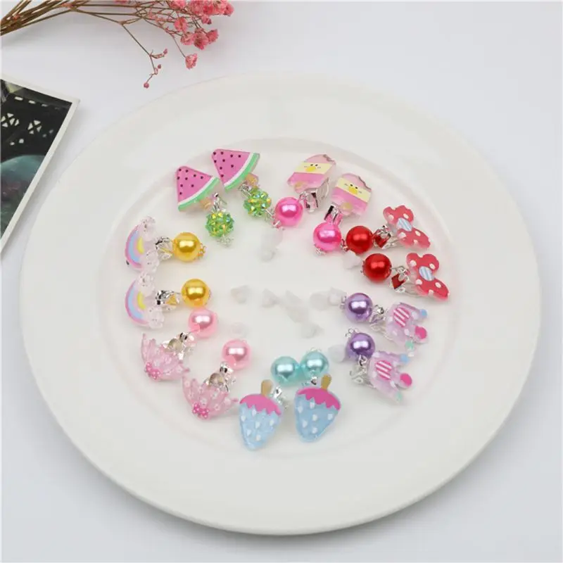 7 Pairs Mini Lovely Ear Clips for Girls Hypoallergenic No Piercing Plastic Earrings for Kids with Pain-resistan 4