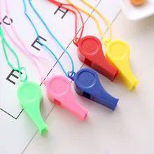 Прямые продажи от производителя, цветные пластиковые свистки для детей, игрушки для фанатов игр, рефери, свистки, шнурки, аксессуары