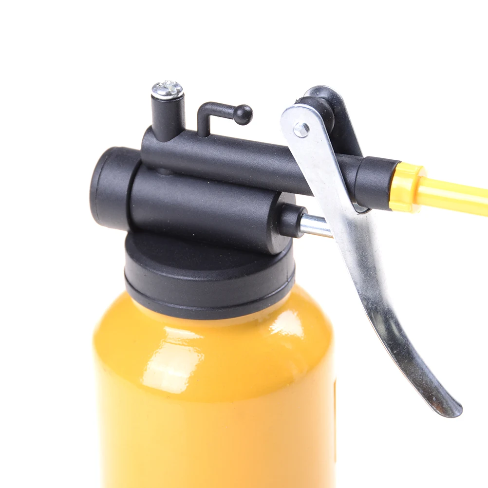 High Pressure Pump Action Oiler 250g Lubrication Feed Oil Can Spray Gun