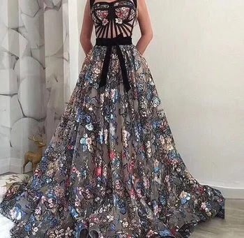 

2019 Hot Selling French Tulle Lace Fabric High Quality 3d flowers Sequins African Nigerian Mesh Lace Fabric For Wedding Sewing