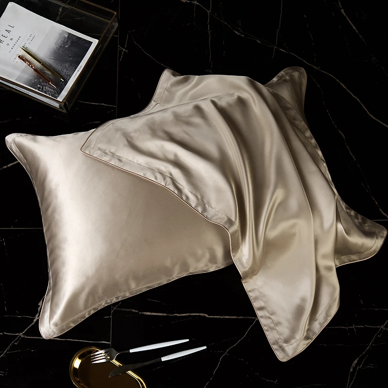 DISANGNI Luxurious Silk & Lyocell Blend Pillowcase for Hair and Skin - Premium Comfort and Breathability