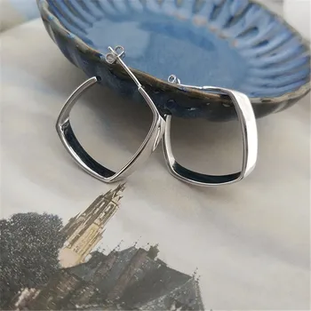 

RUIYI Real 925 Sterling Silver Women Korean Style Cold Wind Geometric Earrings Girls Stylish Niche Jewelry Square Mini Earrings