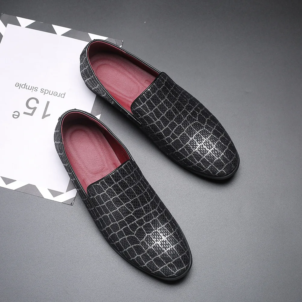 

Luxury Men Leather Shoes Plaid Pattern Moccasin Loafers Soft Flats Shoes British Style Slip on Shoes Casual Breathable Shoe