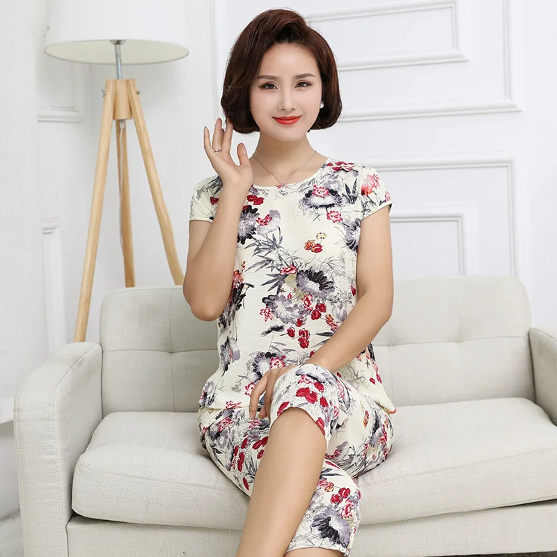 

Middle-aged and elderly short-sleeved pajamas suit summer thin section cotton and linen slub cotton jacket pants two-piece suit