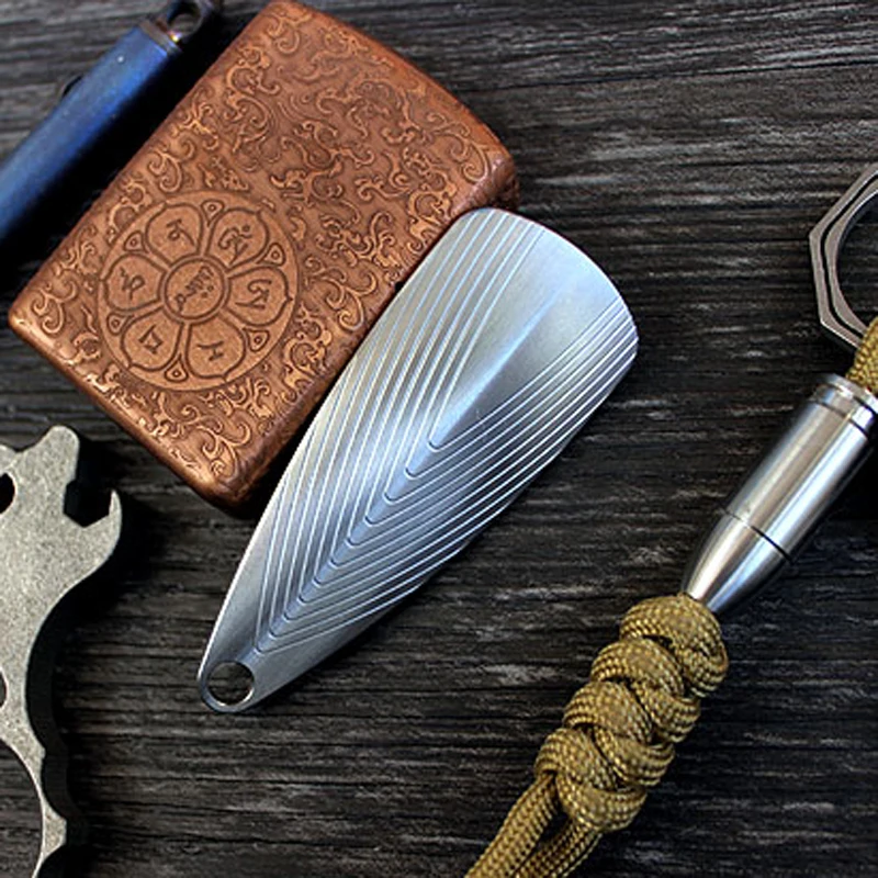 

Titanium Keychain Buckle Titanium Alloy Money Clip Pocket Tools Money Holder EDC Outdoor Camping Belt Clip