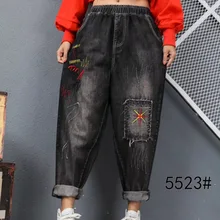 Новые джинсы женские s мыть вышивка рваные джинсовые брюки женская мода молния с эластичной резинкой на поясе ковбойские шаровары большие размеры