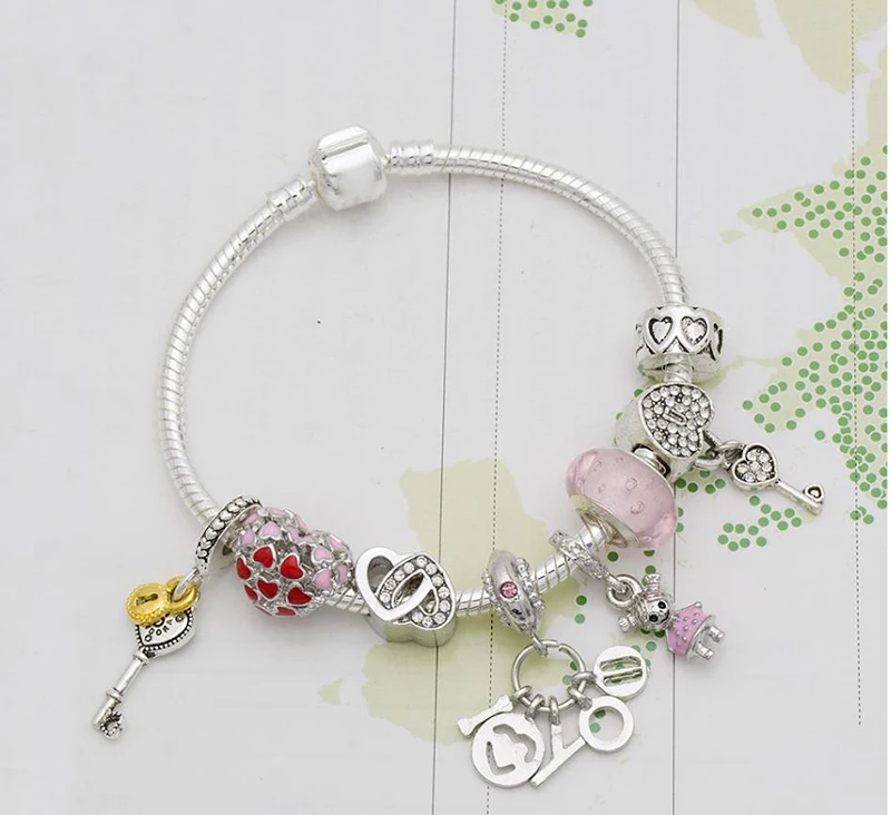 

wholesale DIY Jewelry new pink glass beads cham bracelet with pandent cute Bracelet Birthday Gift charm bracelet
