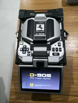 

FTTH Optical Splicing Machine Korea Darkhorse D90s Manufacturer Fusion Splicer