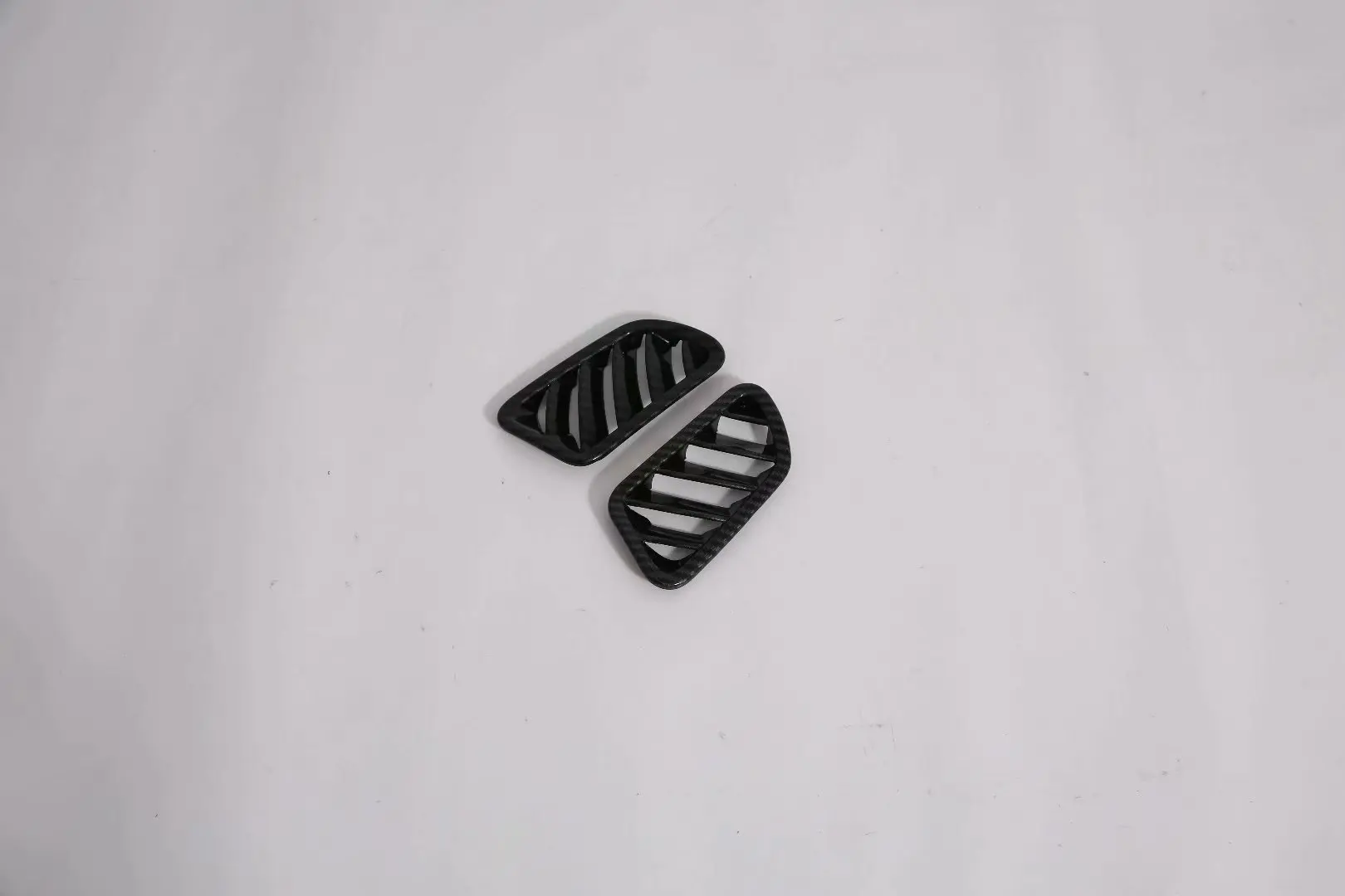 

Kia K3ABS Plastic Front on Air Outlet Kia K3 Only Modified Front Side Air Outlet Plastic Electroplated Decoration