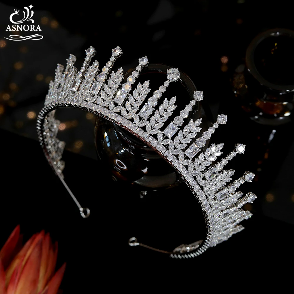 Luxury wedding hair accessories lengthen the bride's crown cubic zirconia headdress accessories women's jewelry does not fade